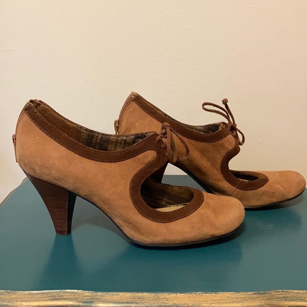 Tan and Brown Lace Front Heels